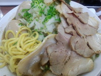 「風神【魚介系】(600円)＋チャーシュー(250円)＋味玉(10」@博多長浜らあめん 風来坊の写真