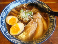 「豚そば醤油ラーメン」@らーめん たけ蔵の写真