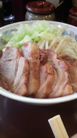 「豚増しらーめん」@らーめん陸の写真