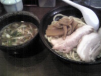 「豚骨+魚介つけ麺」@麺屋 豚と鶏の物語の写真