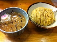 「濃厚つけ麺(並)＋玉ねぎ増し」@銀座 朧月の写真