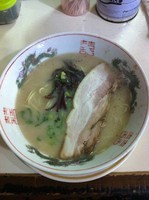 「ラーメン５５０円、替玉１００円」@十割亭の写真