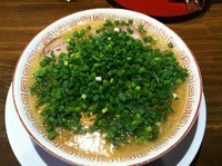 「屋台ラーメン＋ネギ増し＋味玉＋替え玉　バリカタ」@博多屋台の写真