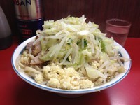 「小豚ラーメン ￥600　野菜ニンニクマシ」@ラーメン二郎 目黒店の写真