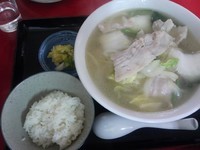 「肉そば【700円】」@中華 二葉の写真