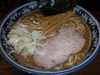 「ラーメン（７５０円）」@兎に角 松戸店の写真
