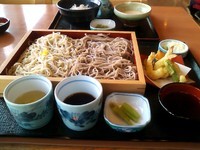 「ゆずそば（大盛）＋とろろ丼」@信州そば蔵 長野インター店の写真