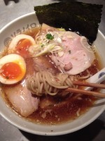 「特製中華ソバ（950円）」@ソラノイロ ARTISAN NOODLESの写真