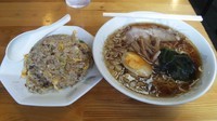 「ラーメンとチャーハンセット(900円)」@中華風食堂  精華の写真