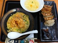 「エビマヨチャーハン（餃子6個＋スープセット）」@王記厨房 大日店の写真