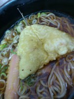 「ソーセージ天＋アジ天そば\470」@山田屋の写真