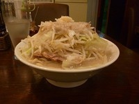 「＜ラーメン＞しょうゆ」@凛 渋谷店の写真
