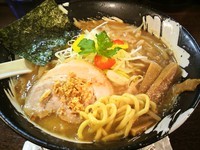 「赤味噌とんこつ」@北海豚骨麺屋 銀鈴の写真