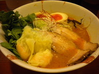 「ピリ辛エビ味噌しろ八麺　980円」@旬麺しろ八の写真