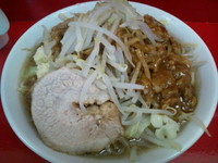 「小ラーメン カレー ニンニク少し」@ラーメン 学の写真