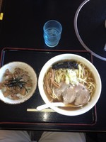 「焼干し中華そば＆焼豚丼」@中華そば 田家 本店の写真