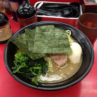 「半熟玉子ラーメン中」@武蔵家直系 ぼうそう家の写真