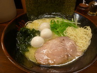 「潮ラーメン」@爛々亭の写真