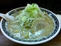 「らーめん650円＋半ライス（無料サービス）」@拉麺 梅太郎の写真