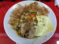 「汁なし（並）＋チーズ　ニンニク」@びんびん豚の写真