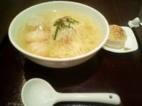 「あら炊き塩らあめん焼きおにぎり付(HPC使用)950円」@麺屋 海神の写真