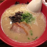 「純味￥７００」@龍の家 新宿小滝橋通り店の写真