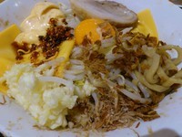 「まぜそば 750」@ジャンクガレッジ イオンレイクタウンmori店の写真