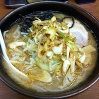 「醤油ラーメン＋ねぎ （600円＋100円）」@江戸一の写真