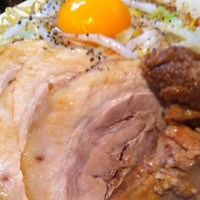 「肉増しまぜそば+特盛り」@麺処 MAZERUの写真