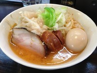 「【二号店限定】背油辛みそらーめん800円＋味玉100円」@にぼしらーめん こてつの写真