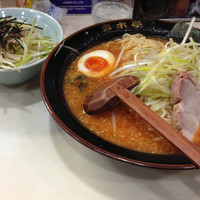 「赤塩➕ネギ丼」@ラーメン青木亭 西新井店の写真
