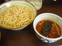 「辛いつけめん(850円)大盛(100円)肉めし(200円)」@つけめん 玉 本店の写真