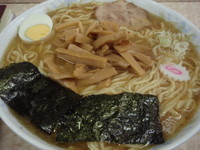 「らーめん大盛(930円)メンマ(100円)」@喰我の写真