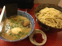 「辛つけ麺 中盛 味玉 900円」@二代目狼煙 本店 葉隠製麺の写真