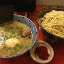 辛つけ麺 中盛 味玉 900円