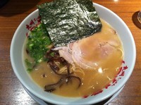 「ラーメン　バリカタ」@九州ラーメン つばめ軒の写真