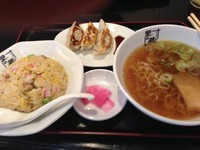 「醤油ラーメンセット」@喜多方ラーメン 里の蔵 下館店の写真