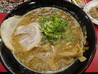 「とんこつ醤油らーめん」@京都屋台風麺場 一力の写真