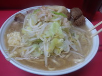 「大ブタ ニンニクアブラ」@ラーメン二郎 大宮店の写真
