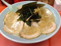 「ネギチャーシューメン（中盛）／\850＋\100」@ラーメンショップ 薮塚店の写真