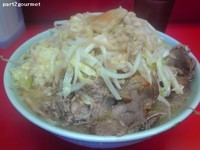 「小ラーメン豚入ニンニクアブラカラメ(750円)」@ラーメン二郎 中山駅前店の写真