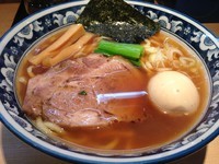 「1号 ラーメン味玉（あっさり系） 850円」@ラーメン 雷鳥の写真