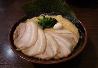 「濃厚醤油とんこつがぶりチャーシューメン 950円」@吟家の写真