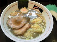 「ワンタンにぼしそば」@おおぜき中華そば店の写真