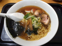 「醤油ラーメン(600円)」@餃子王の写真