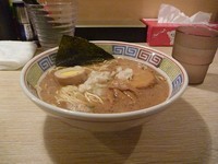 「とんこつ正油」@NAGAHAMAらーめん 町田店の写真