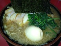 「中盛りらーめん＆チャーシュウ飯」@上越家の写真