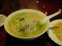 「ランチ　タンメン+半ちゃー飯　680円」@聚楽園の写真