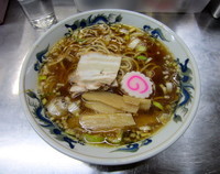 「ラーメン・麺カタメ」@中華そば みたかの写真