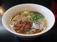 「醤油らぁ麺」@牛骨らぁ麺 マタドール 本店の写真